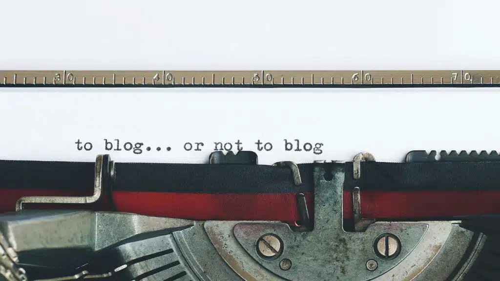 to blog or not to blog written on a typewriter